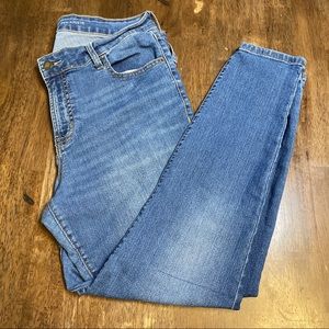 Old Navy Super Skinny Jeggings